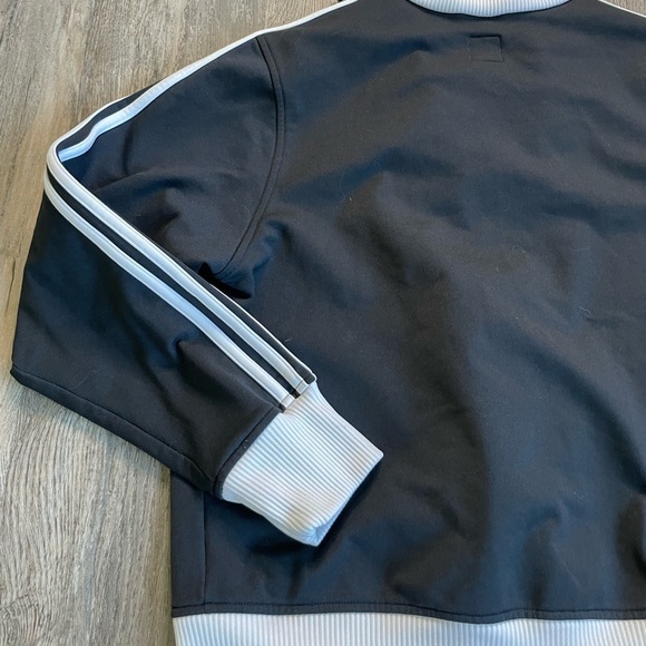 Adidas Girls Black & White Zip Up Sweatshirt/Lightweight Jacket, size XL - Picture 6 of 10